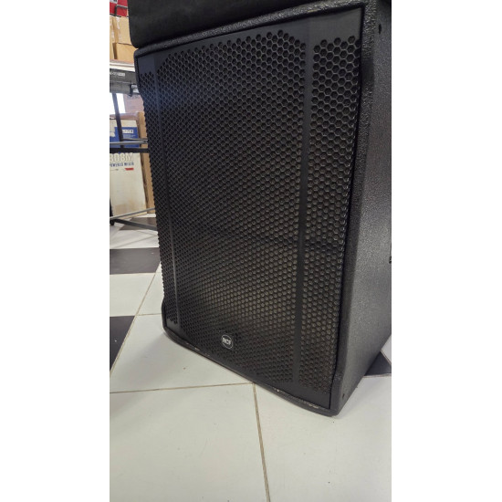 Активен субуфер RCF SUB 8003-AS II (2-ра употреба)