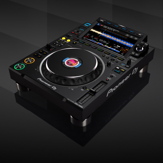 NEW Pioneer CDJ-3000